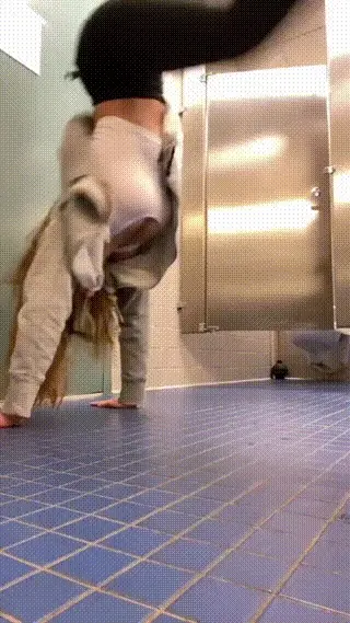 Daily Social Media Thots, GIF #015
