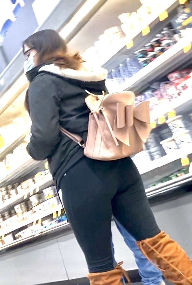 Grocery store milf