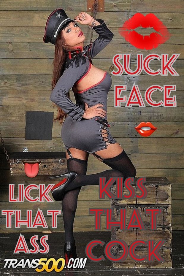 LICK DAT FINE TRANNY ASS & KISS HER COCK
