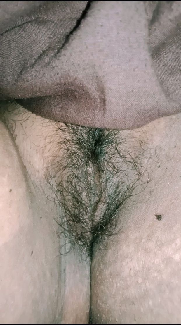 Beautiful woman big pussy hole Harry pussy