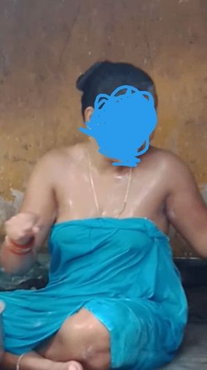 Beautiful woman big boob cute nipples bath