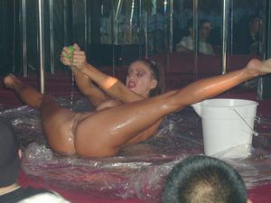 Iranian Nakita Kash exhibition