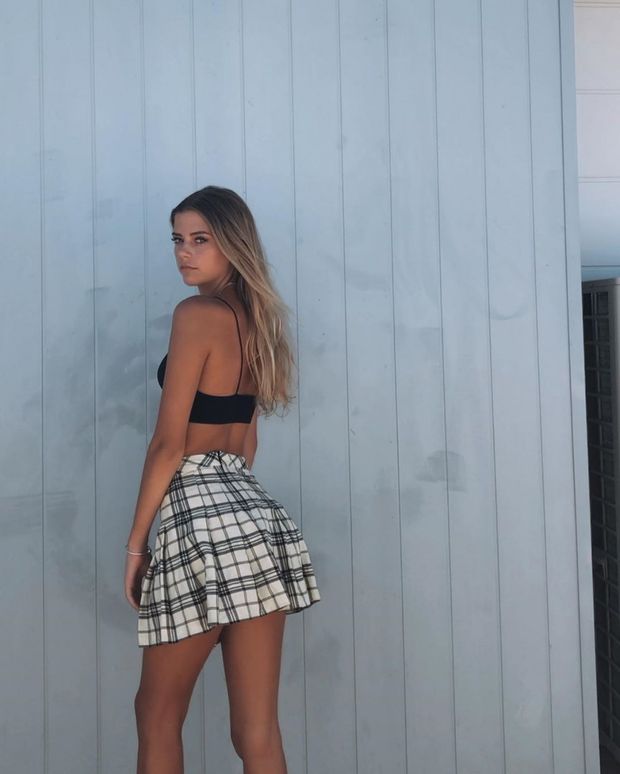 Short skirt