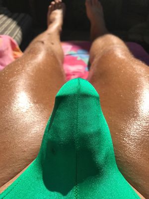 letsgetnaaaaaaaked: Cocks for the staring 007