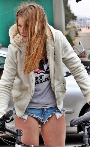 Slutty teen showing pussy in shorts