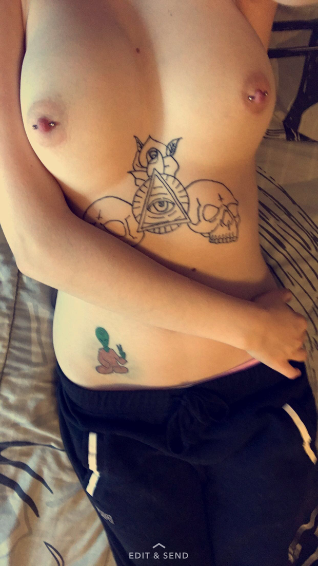 gostosas com piercing