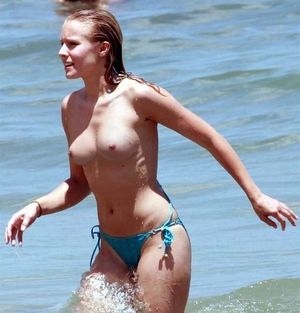 Kristen Bell topless