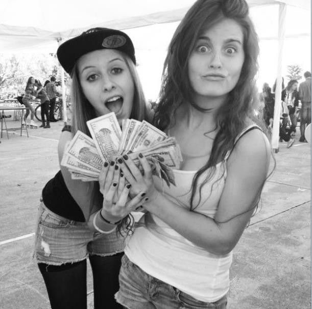 sluts pay day