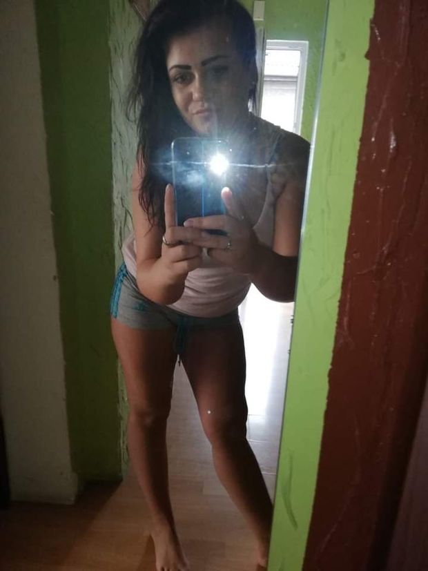 Sandra's ass must look awesome in these shorts