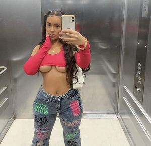 Chloe the bimbo dresses like a slut to go shopping