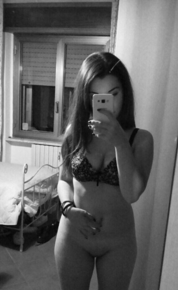 No bottoms