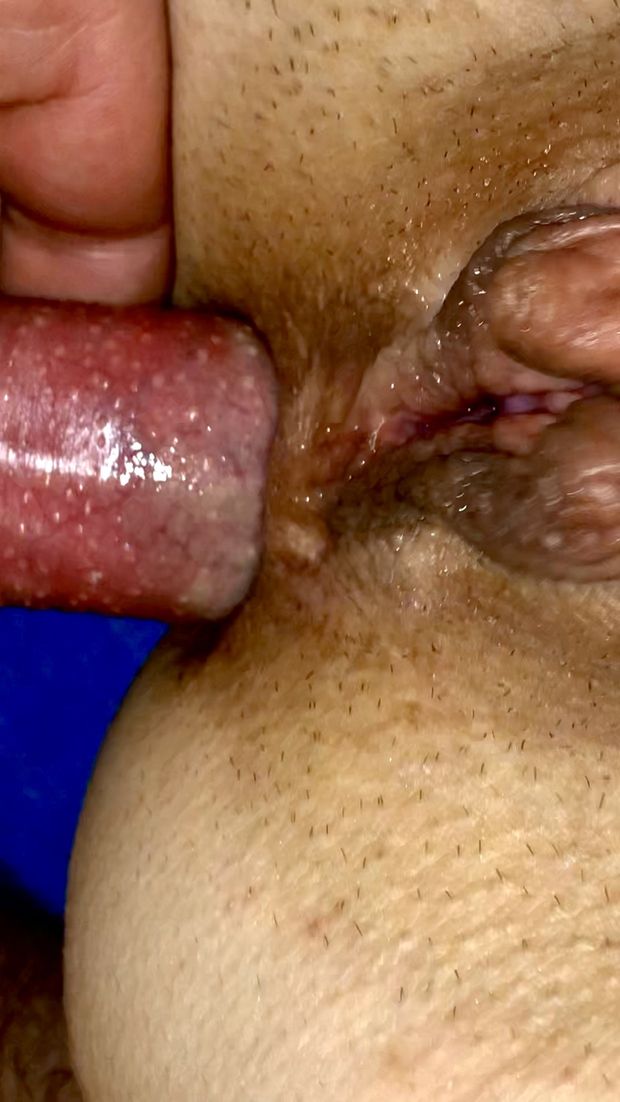 The wife’s boss said the wife’s ass is amazing and designed to fuck through the ass