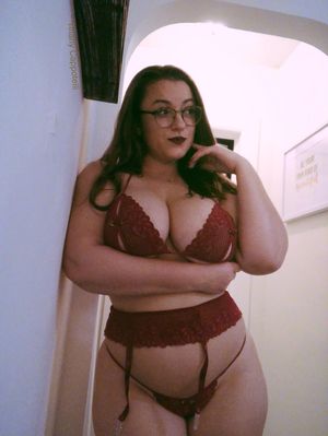 Tiffany Cappotelli in lingerie