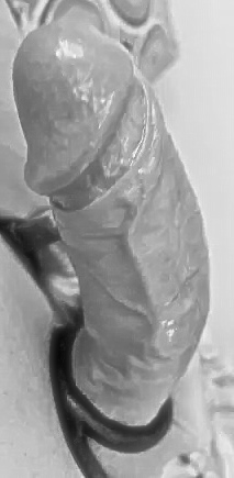 I love the cockring (and the cock that’s in it! ;-) ❤️