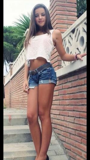 Xgf daughter I was fucking a week after me and her mom started dating