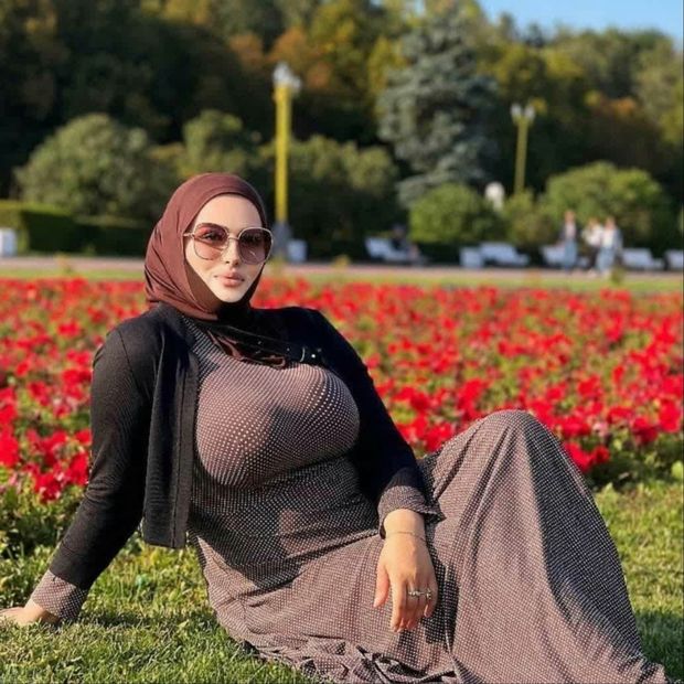 Muslim wife