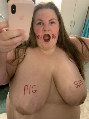 SSBBW Saggy Tits Body Writing