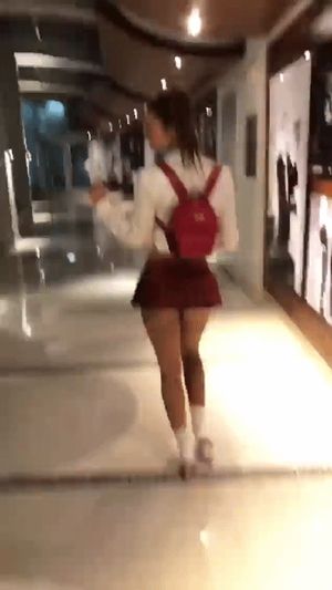 amazing babe on miniskirt