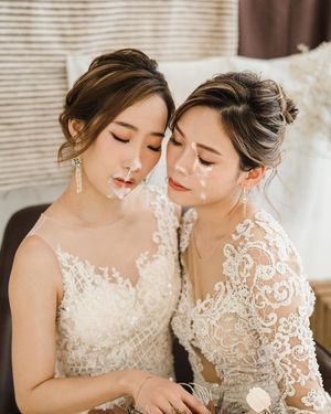 I fulfilled these two brides' wishes.