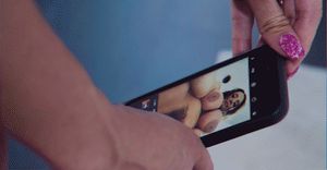 Sexting / Taking selfies 014