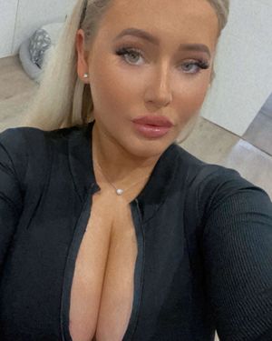 Need a rough face fucking, what did you have in mind?