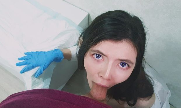 Blue colored-contacts brunette blowjob