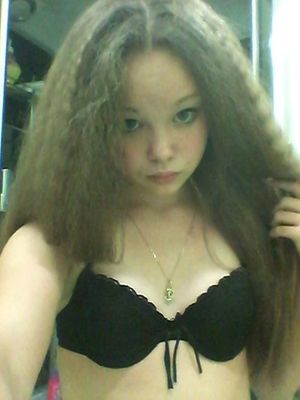 Delicious black bra with pretty bow and lace. Yummy!