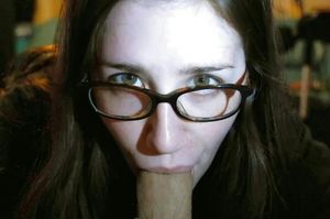 Amateur brunette with hazel-eyes going down