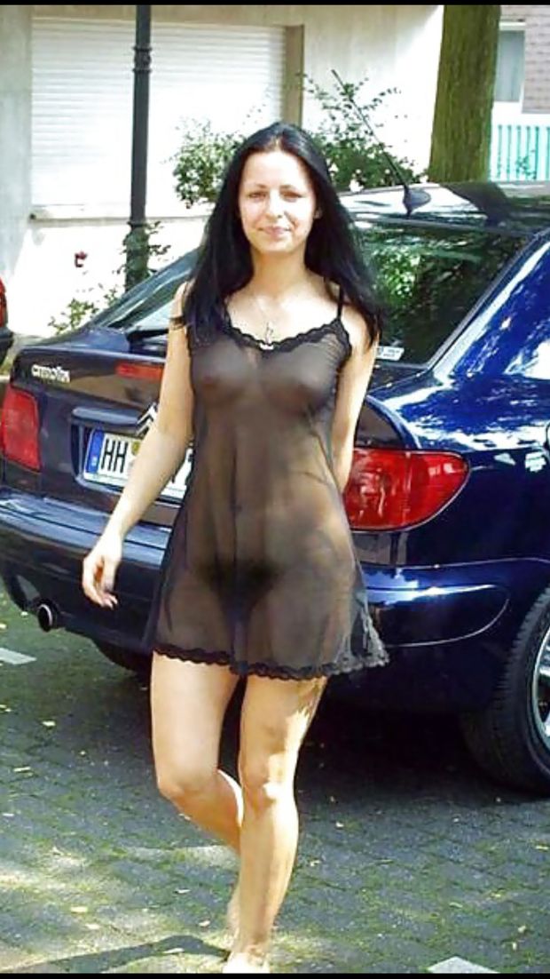 amadoras usando roupa transparente