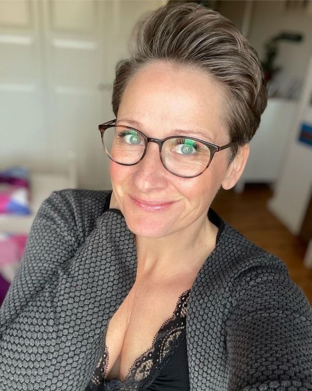 Fit mom nextdoor