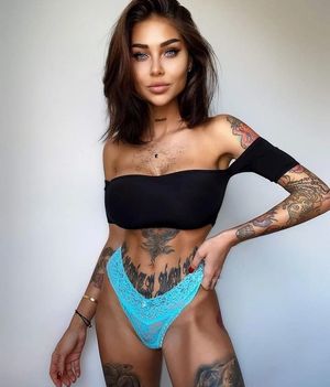 Laurence Bedard is amazing in anything, but I bet she'd look even better in my bed