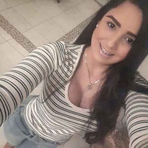 Cute Venezuelan slut 'cq' pretty face and nice tits and body