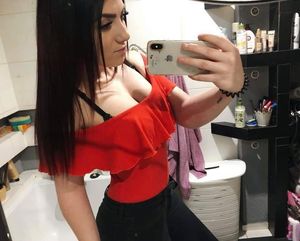 24-year-old Angelika and a great cleavage