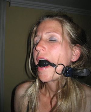 Mature female slave after being used.