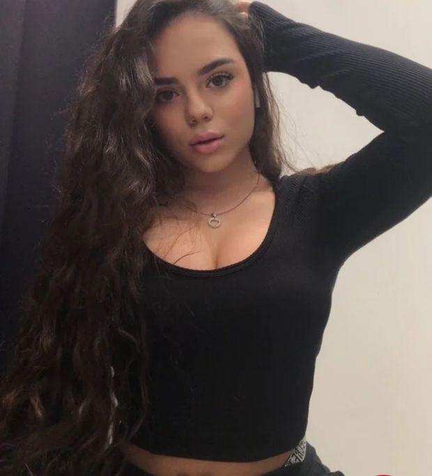 Hot teen babe