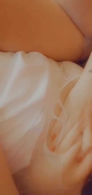 Teen, pussy, shaved, babe