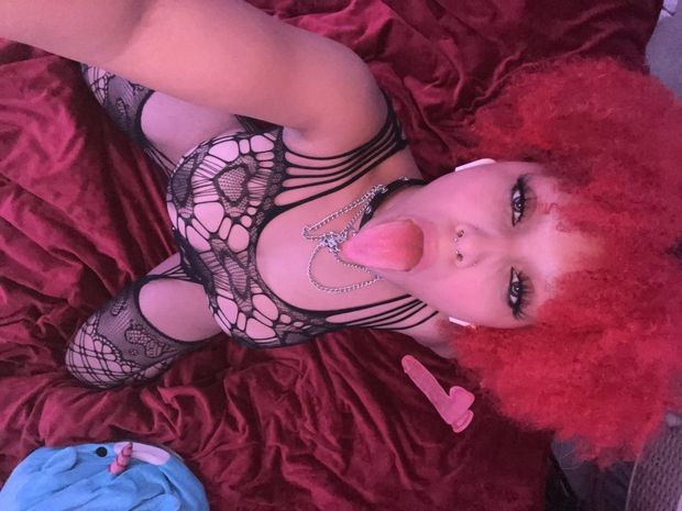 Hot Ebony in Lingerie