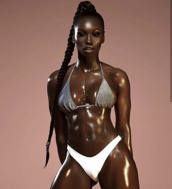 Fit black babe