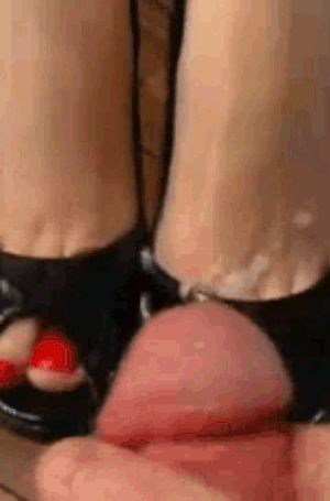 Cum Feet