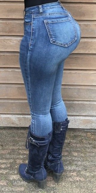 SEXY BOOTS