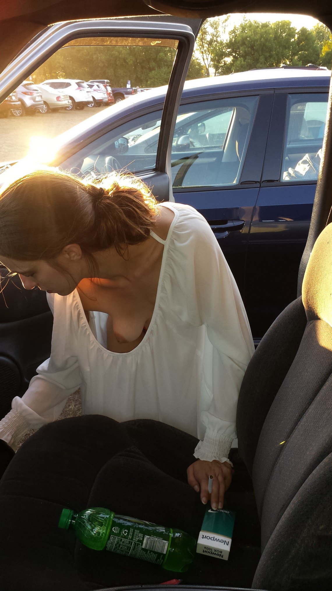 downblouse
