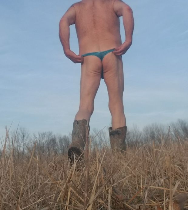 Hike in thong and boots
