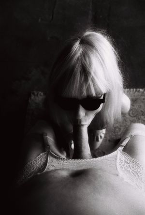 MarySue Ded GF eXXXspurtly sucking me off