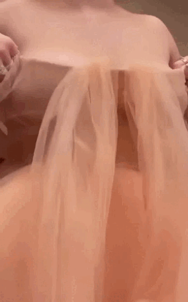 HUGE KNOCKERS (3)