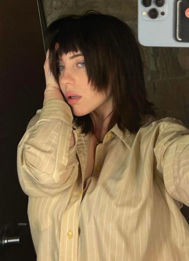 INTENSE GAZE