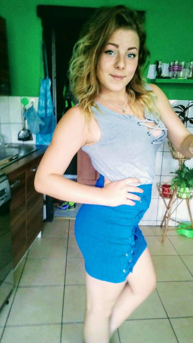 Olivia 19 years old, I was spanking that ass