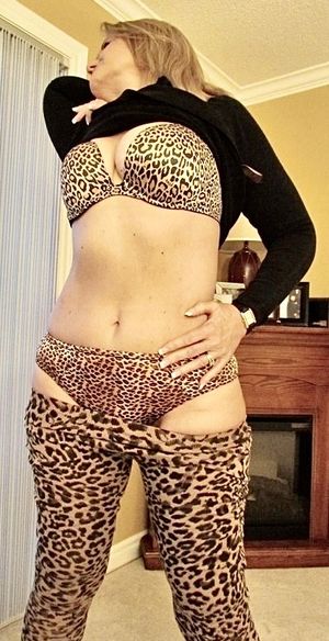 Got Cougar? ;-) ❤️ XOXO