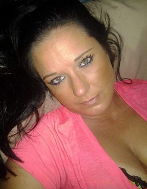 Husbands away mummy wants to play xx