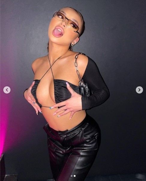Sexy Instagram Babe Liza
