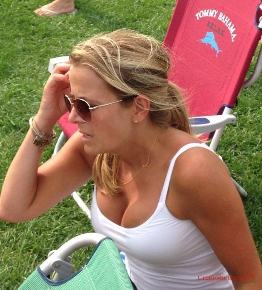 hot blonde mama